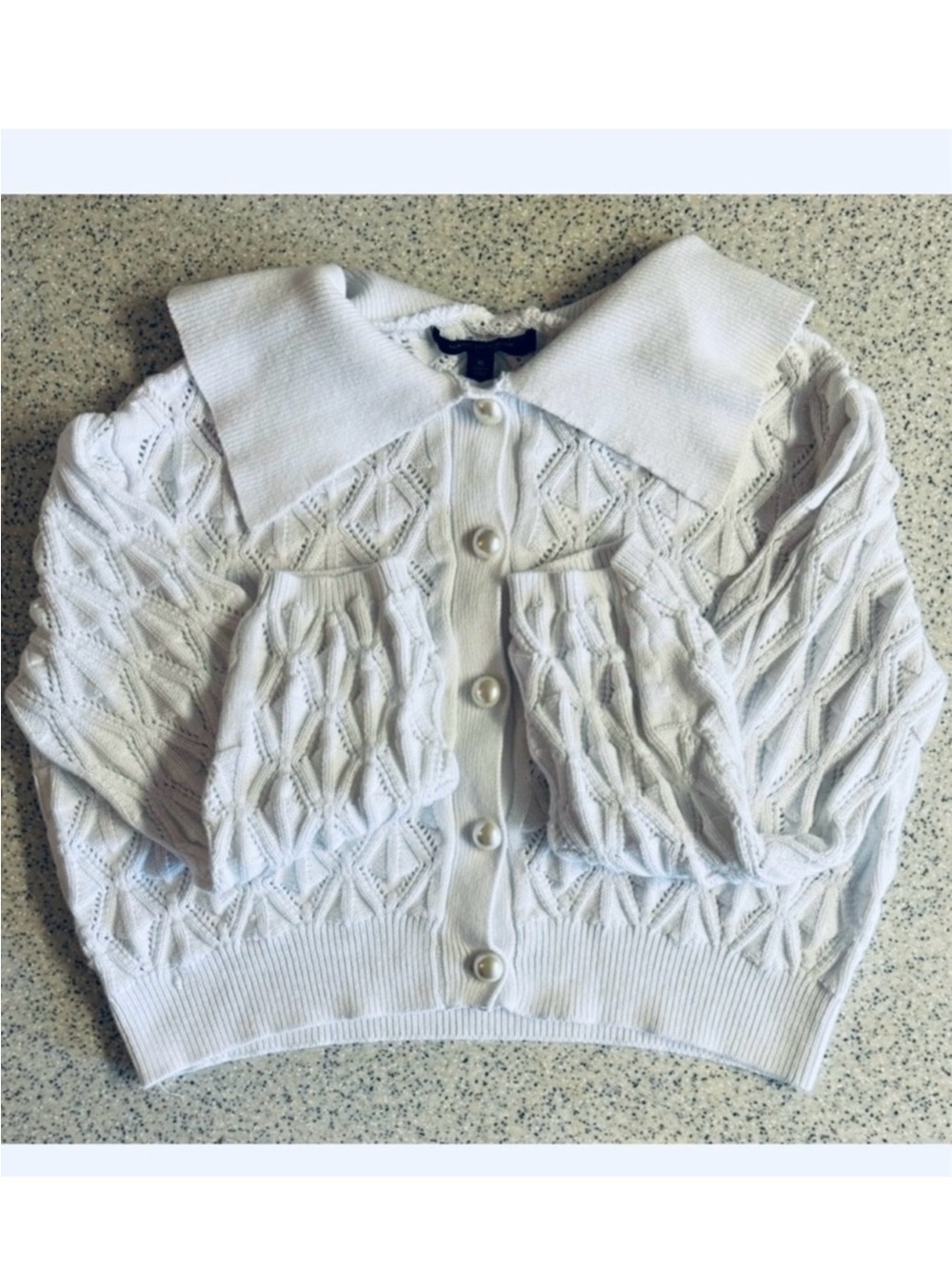 XL Marc New York White faux pearl button cropped 100% cotton sweater.Size XL